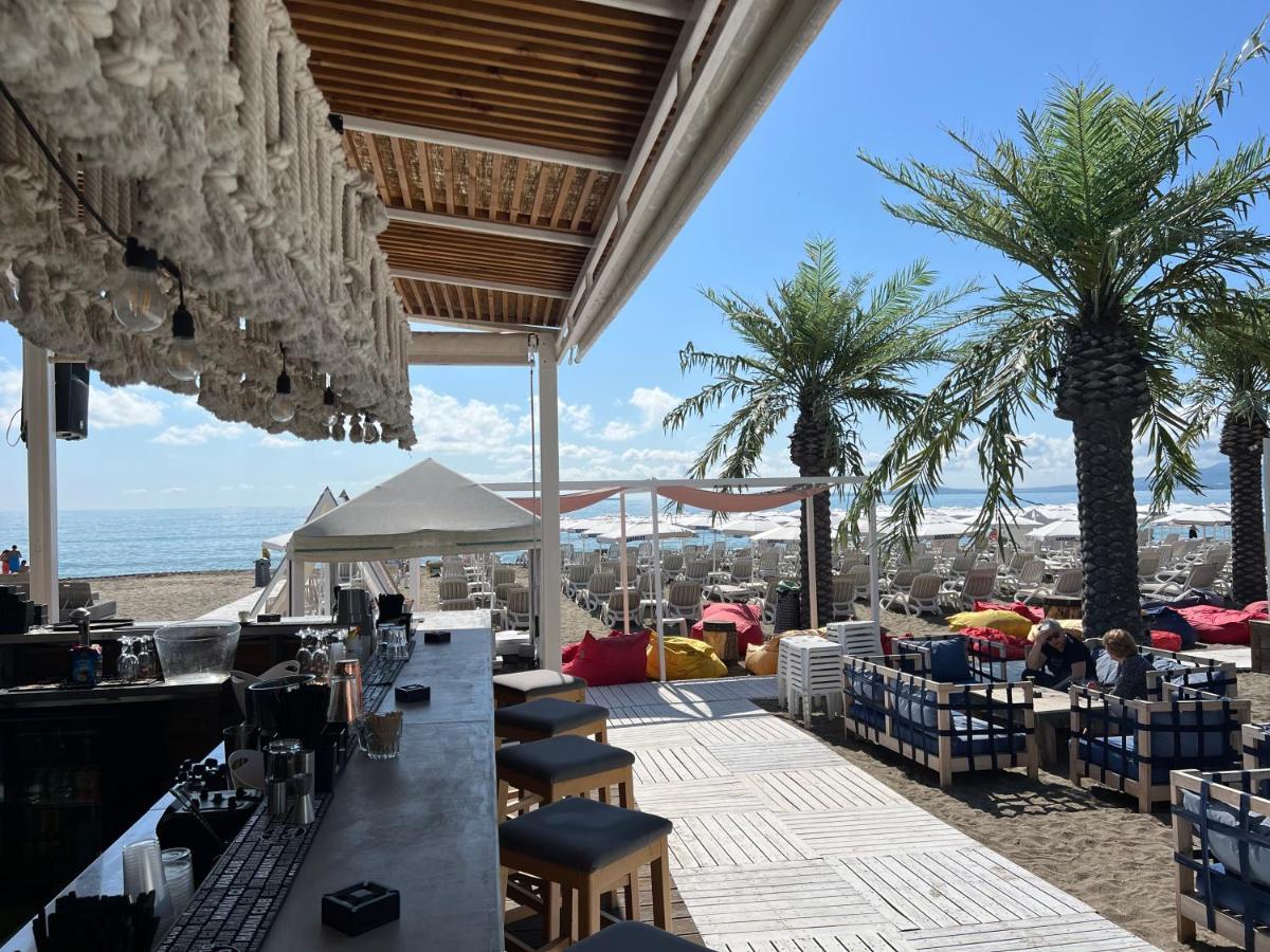 Елегантен Двустаен Апартамент Four Seasons Burgas Exterior foto